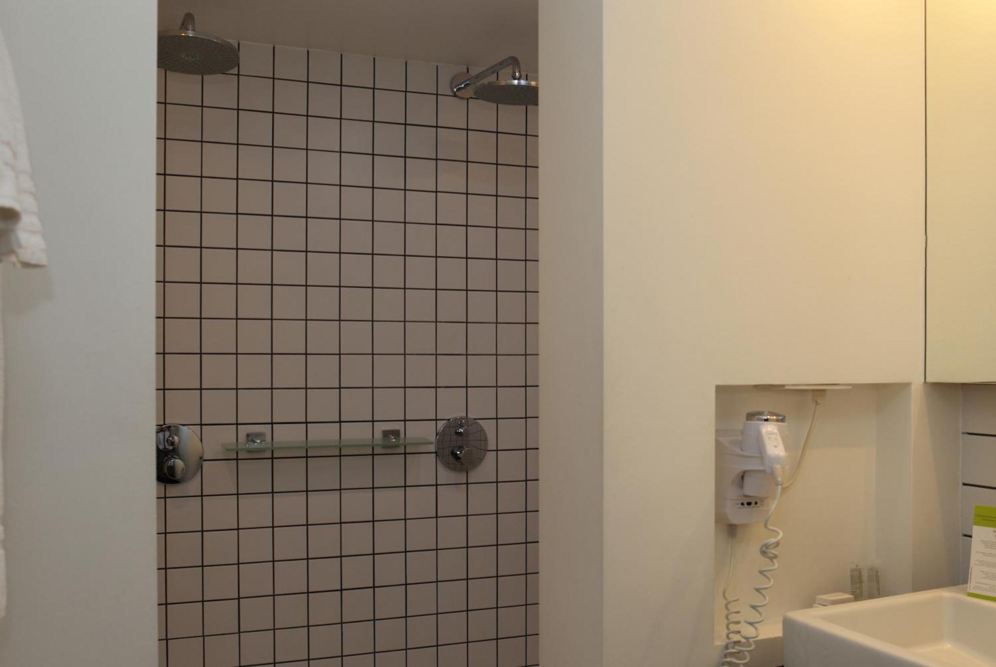 Hotel Esperance Brussels Luaran gambar